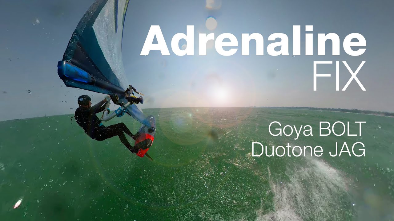 Freerace gear in 4-5 foot swell & 25kn of wind = Fun! #windsurfing 