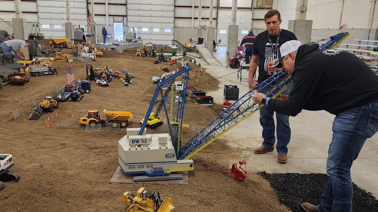 Cabin Fever 2025 World Class Model Engineering Trucks Excavators Steam Gas Hot Air Engines Part 2