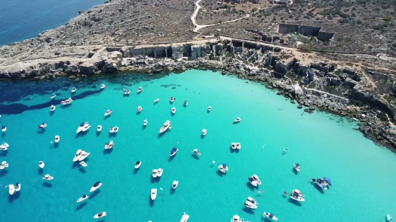 ITALY, CALA ROSSA