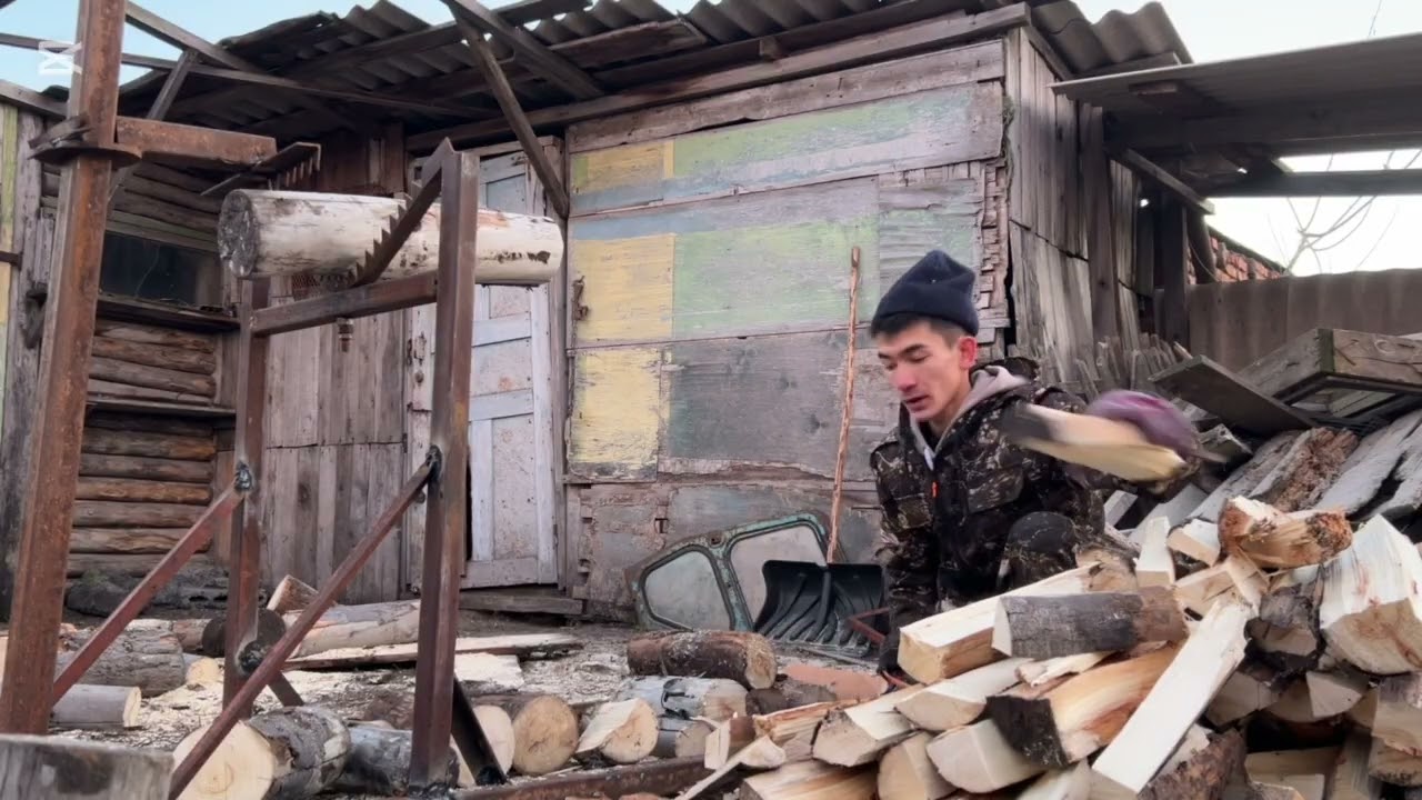 К родителям внуки приехали