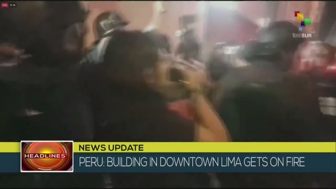 Peru: Building catches fire in capital city