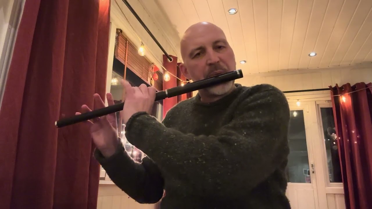 McGivney’s Fancy/The Birds, hornpipes on my Damien Thompson flute 