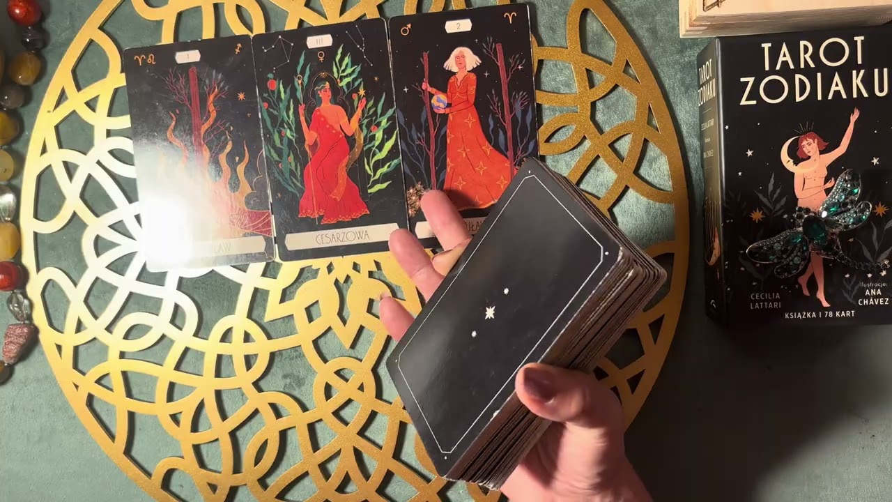 KTO JEST TOBĄ ZAINTERESOWANY 🌞 #tarot #wr&oacute;żba #tarotreading #tarotcards #tarotreader #tarotonline