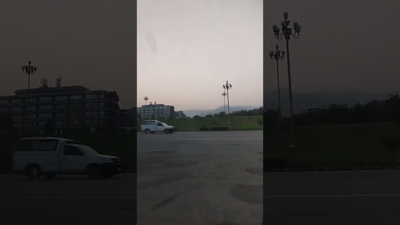 Kashmir Highway 🛣️ Beautiful View 😍 Amazing Weather 😍🌡️#kashmir #highway #islamabad #shorts