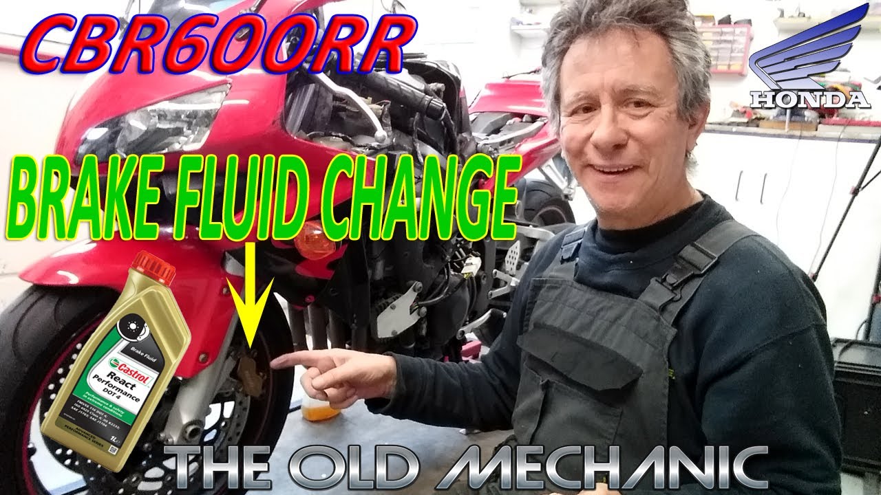 HONDA CBR600RR 2003-- BRAKE FLUID CHANGE [Front Calipers] Step BY Step. DIY Motorcycle Maintenance.