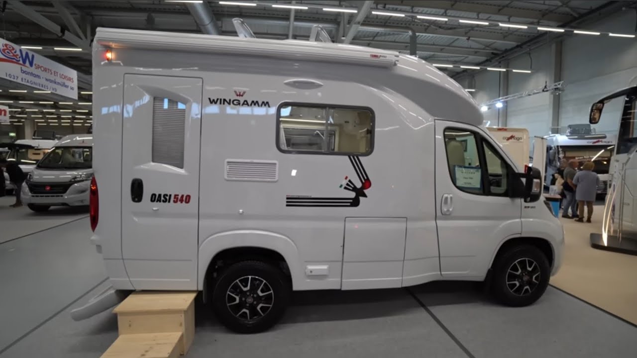 5,4m! Kleinstes Monocock Wohnmobil der Welt: Wingamm 2022 Oasi 540 Full-GFK mit XXXL Hubbett. Wow!