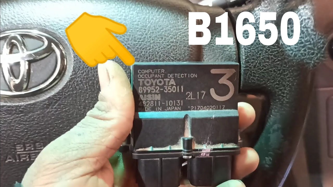 Toyota Sequoia Airbag light on //# B1650 #toyota B1650