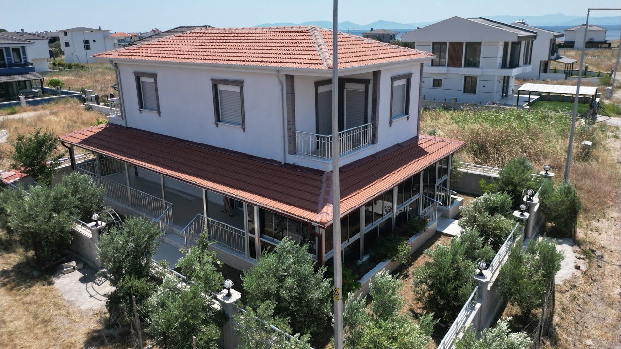 Ayvalık Altınova Kazan b&ouml;lgesi 4 + 1 tam m&uuml;stakil villa ￼