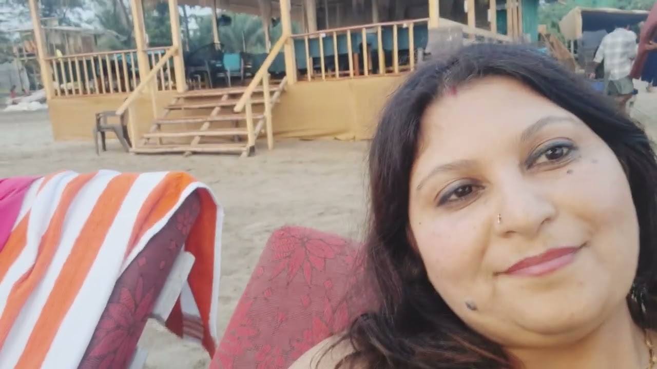 Beach per sunset bahut acha lagta hai ##goavlog #shwetatalreja 