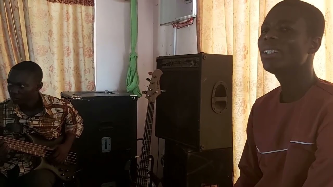 Justin Bieber Love Yourself Cover  (Practicing with 10th Chords on Bass Guitar, Freestyle Vocals)