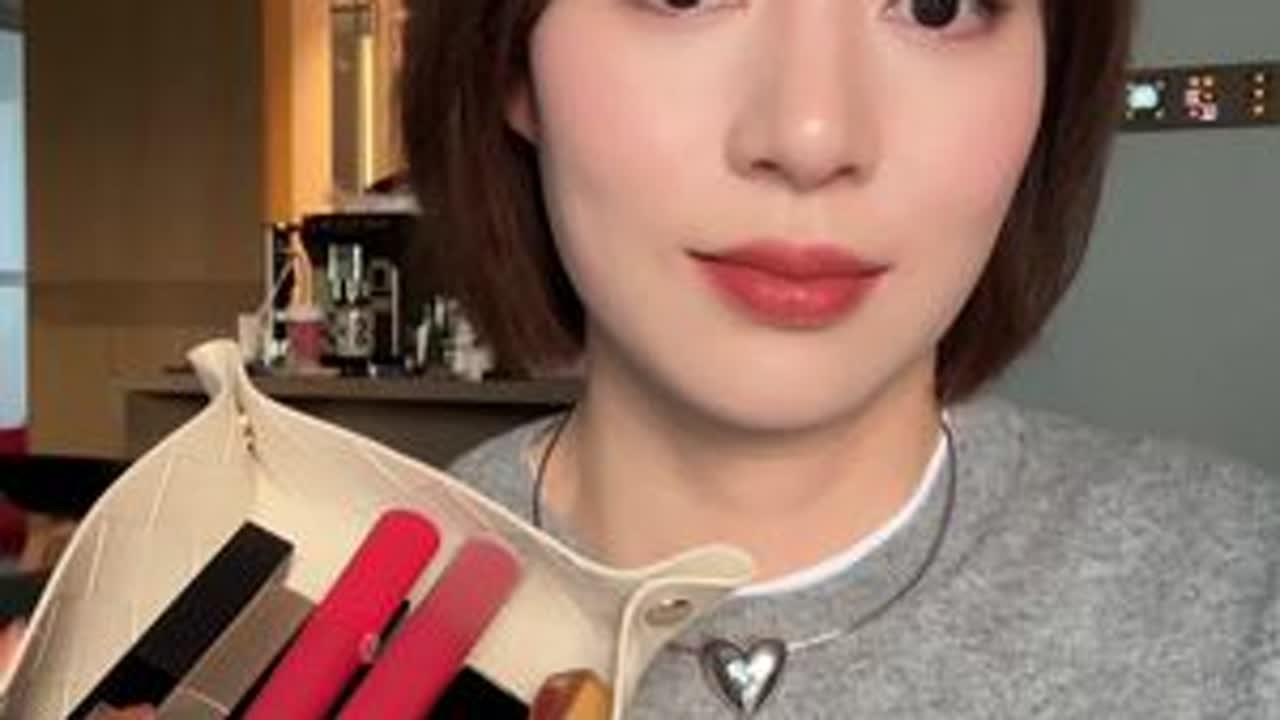 大牌新品口红推荐试色#口红试色 #无滤镜试色 #口红推荐 #大牌口红