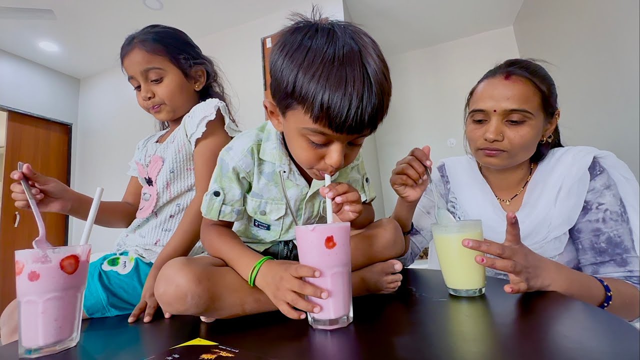 माऊलीला स्ट्रॉने juice ओढता येईना 🫢