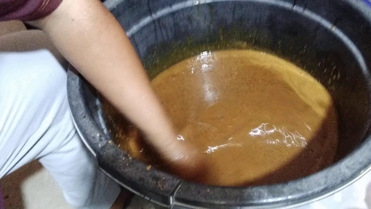 طريقة صنع العجينة البروتينية لتغذية النحل الضعيف