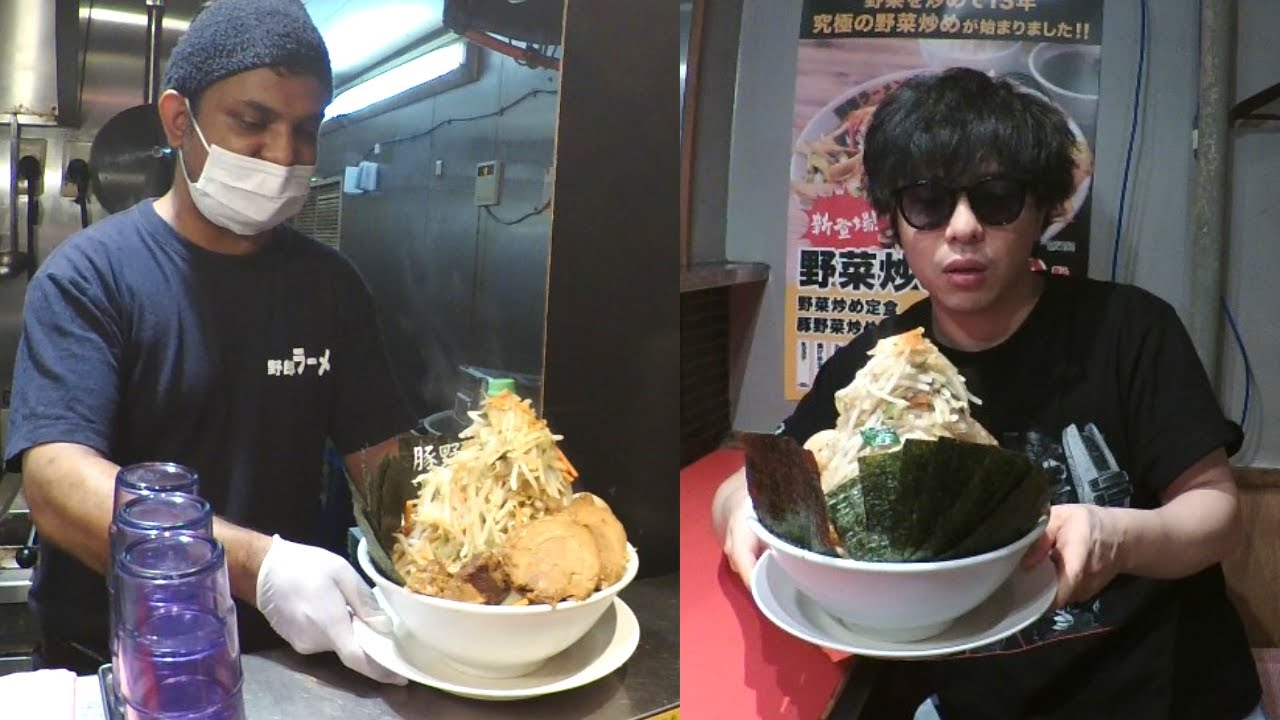 二郎ラーメンではなく野郎ラーメンを食す男。「メガ豚野郎」