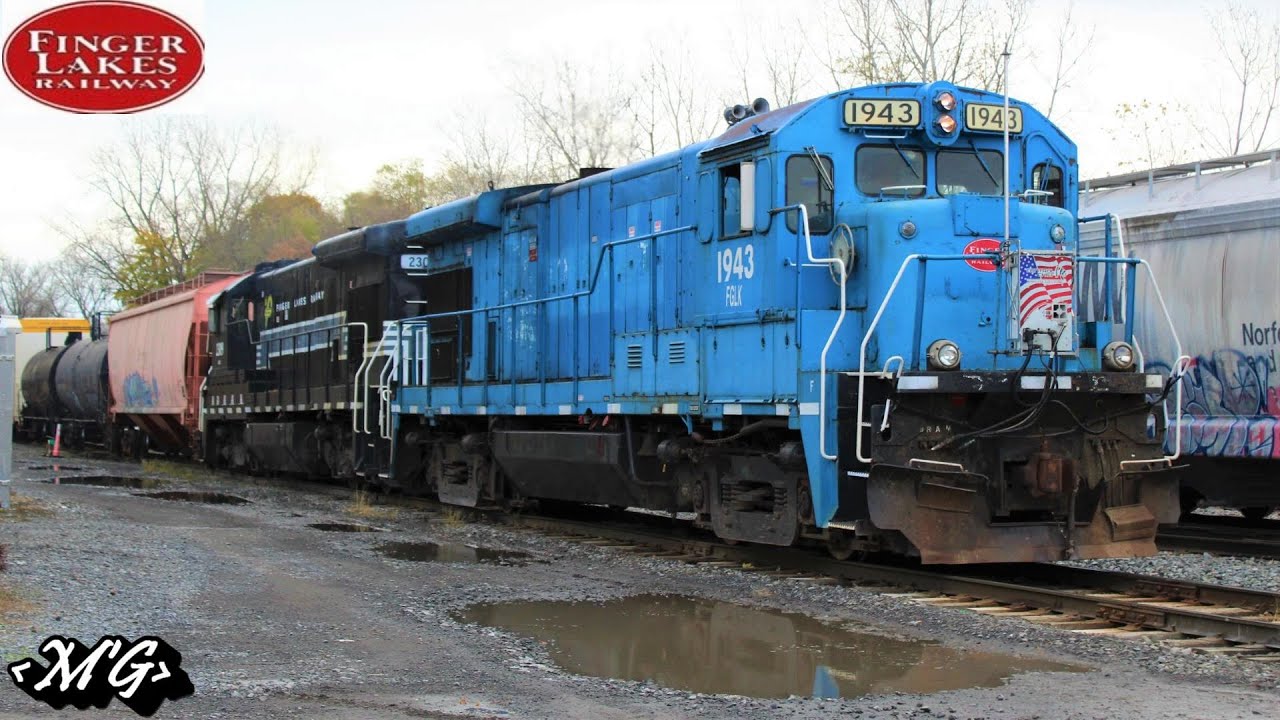 Building Trains with an MP15AC and Old Dash 7s