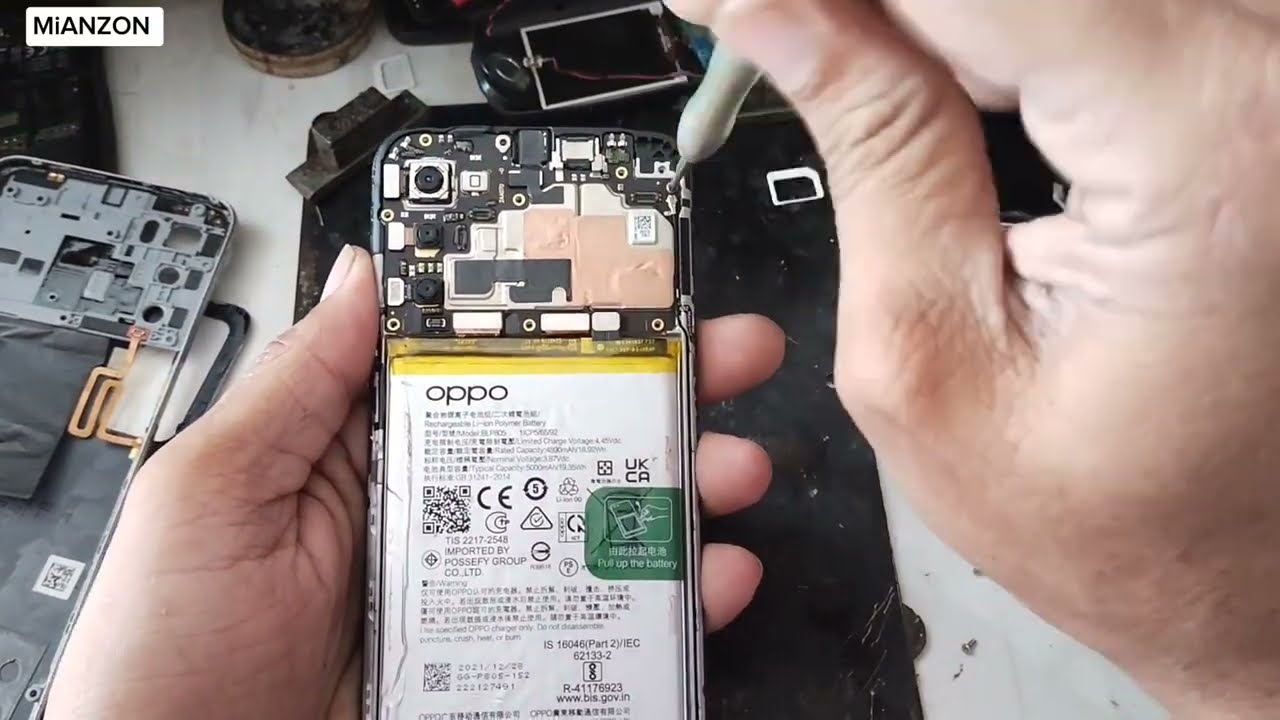 How to Remove Oppo Back Cover | Easy Android Mobile Back Panel Opening