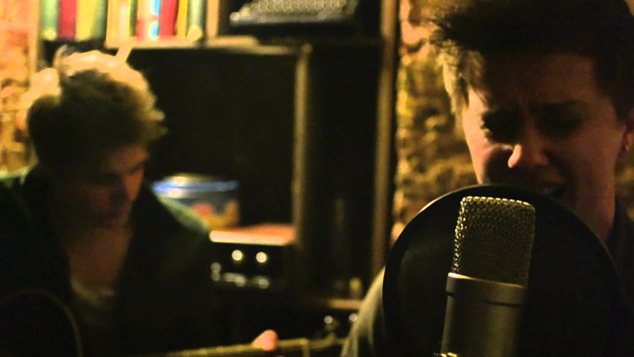 Nothing But Thieves :: Lover, Please Stay (Live)