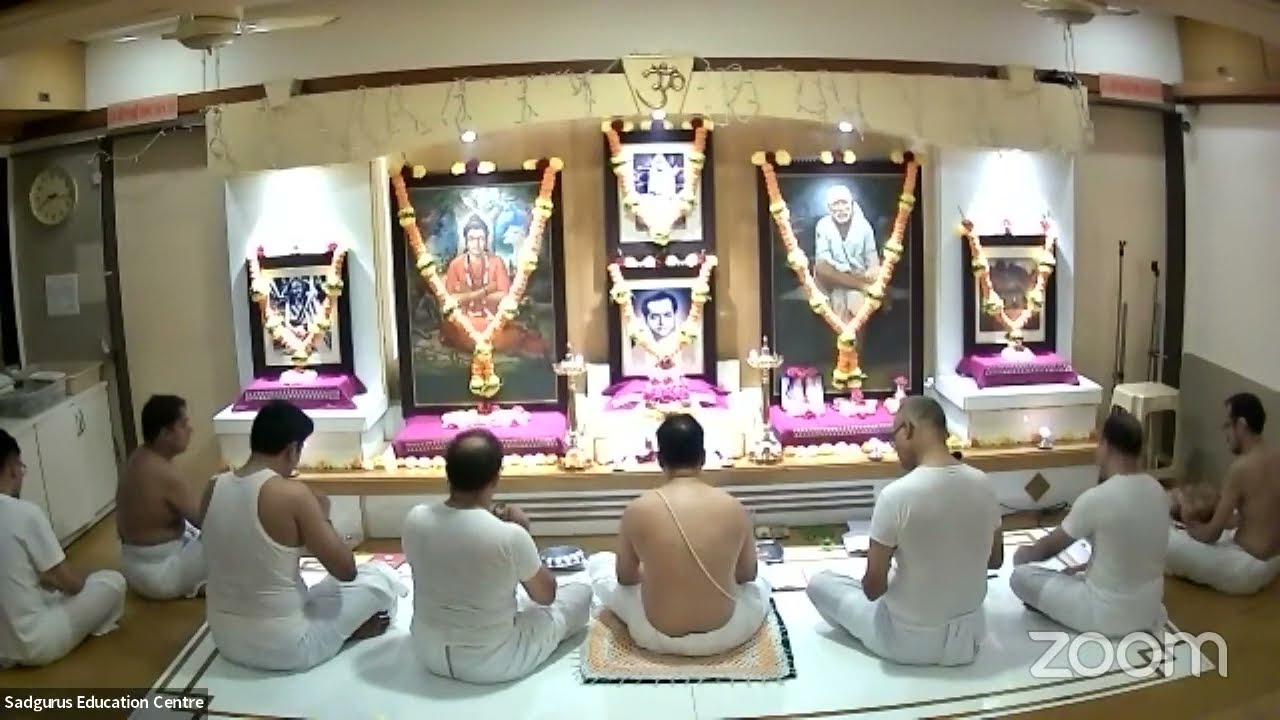 Aarti Sadhana  04.9.2022 Sun AM  at Dadar Karyakendra : Aarti Saibaba