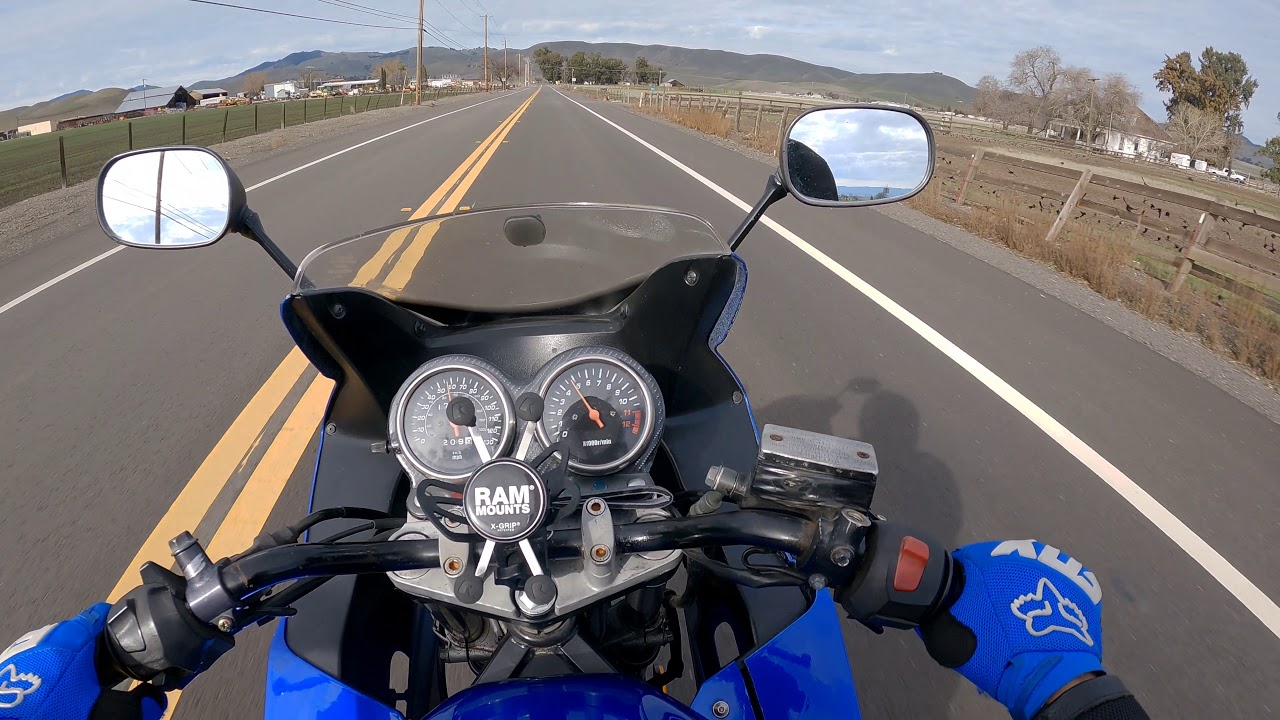 Top speed runs Suzuki Gs500F