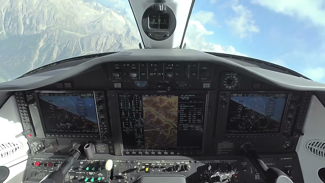 Visual Approach with RNP Guidance RWY 03 LSZS (Samedan / Switzerland) on 18JUL2022