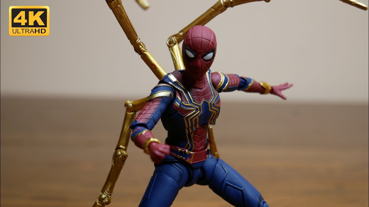 This is NOT the S.H. Figuarts Iron-Spider from Avengers Infinity War (bootleg alert)