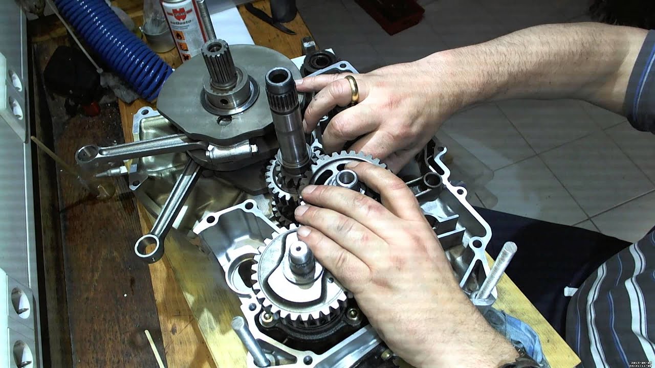 VX 800, Neumotor Teil 4: Geh&auml;use Probemontage