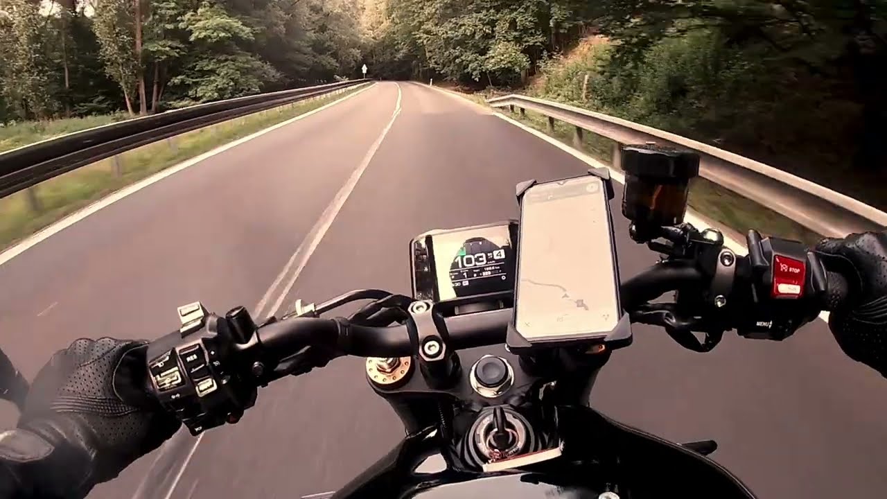 Short ride on a Yamaha XSR900 2022