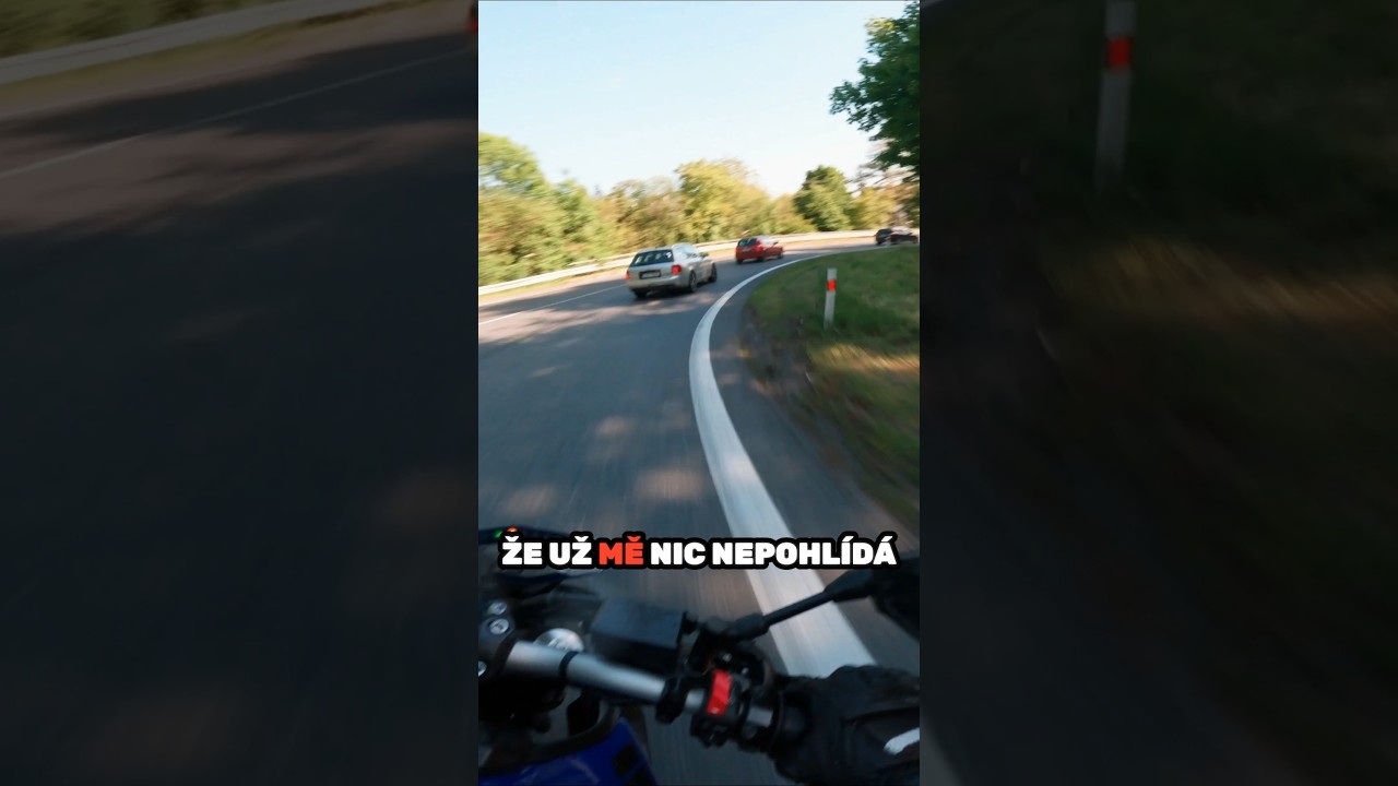 Vyp&iacute;n&aacute;&scaron; kontrolu trakce? 🤔🏍🔥 #czsk #cz #motovlog #motorcycle #bikelife #moto #yamaha #motorka #vlog
