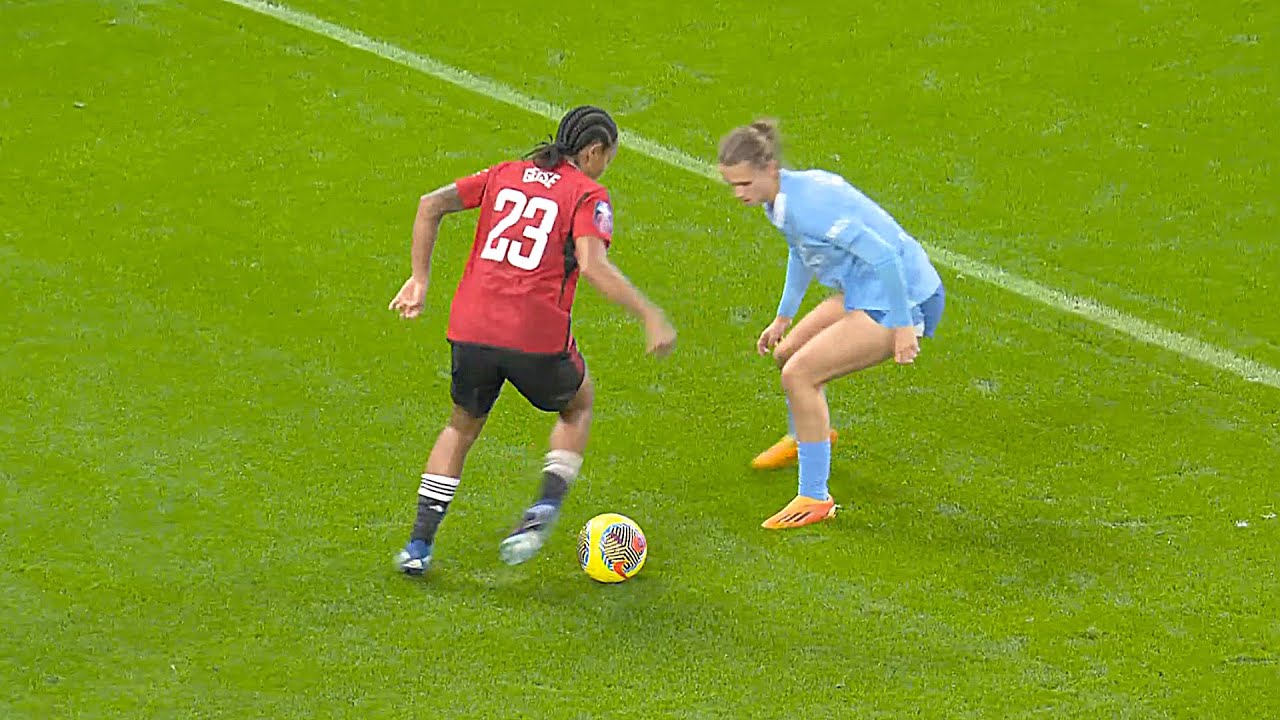 Geyse Ferreira it's Ronaldinho, but Woman!