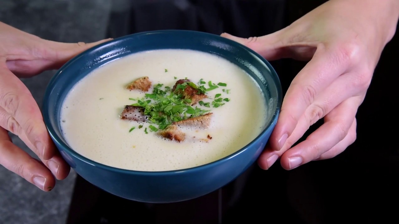 Knoblauchcremesuppe | Einfaches Rezept f&uuml;r Knoblauchsuppe