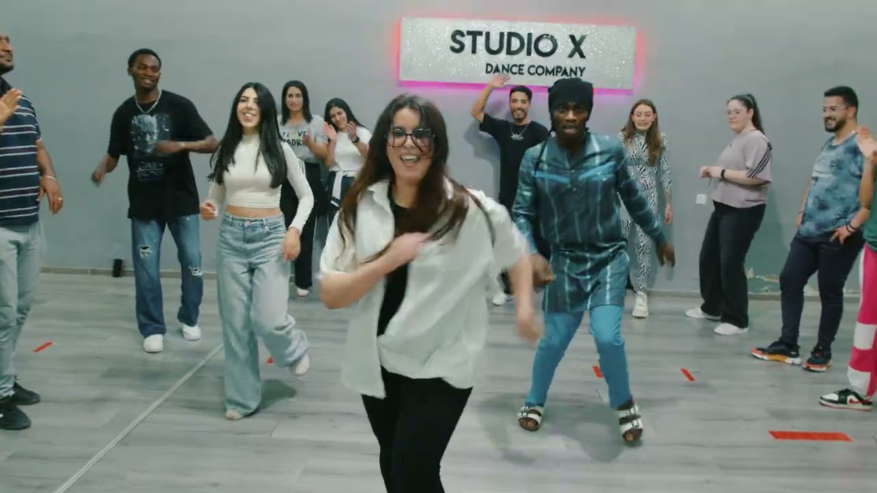 Vado Poster Ft. Dicklas One & Dona Balbina - Gulungu / StudioX Dance Company