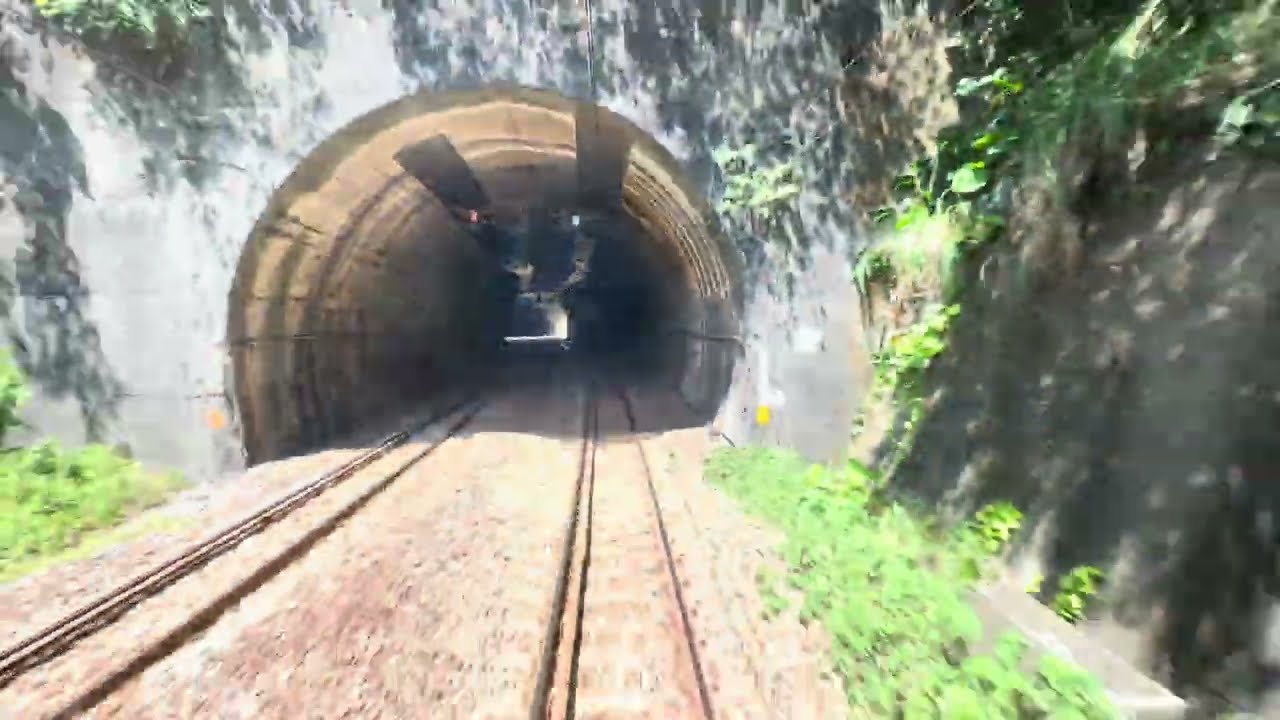 瑞芳到菁桐沿途風景，台鐵平溪線，車後展望。#train #鐵道