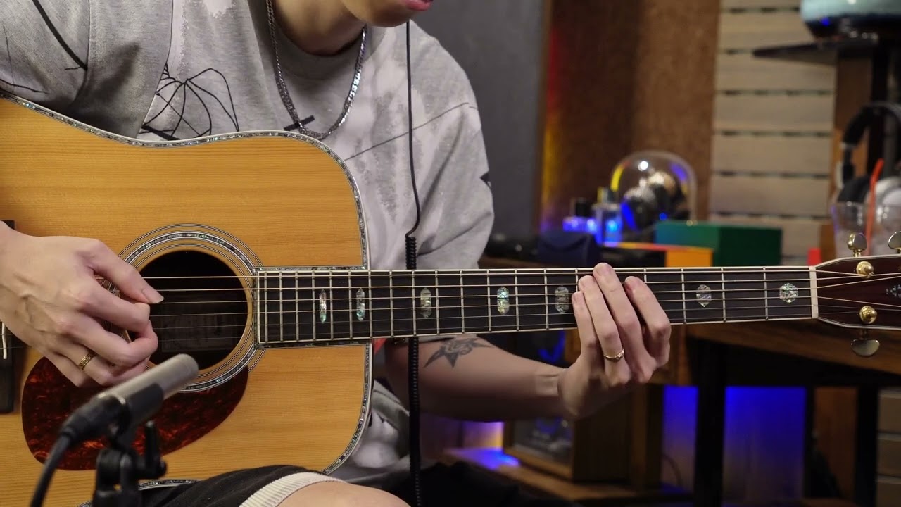 Cô Đơn Trên Sofa | Hồ Ngọc Hà - Guitar đệm + Cajon TungTic )