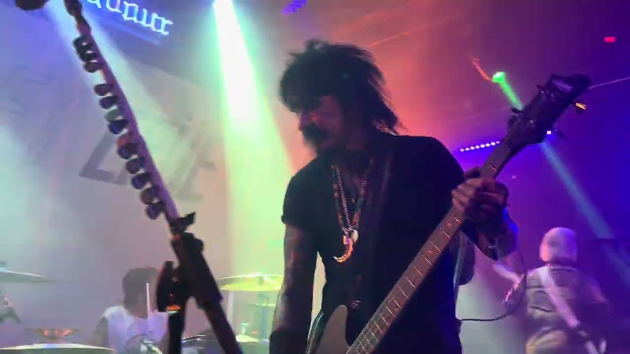 Motley Crue Live at Troubadour Dr.Feel Good 10-7-2024 Nikki Sixx Tommy Lee Vince Neil John5