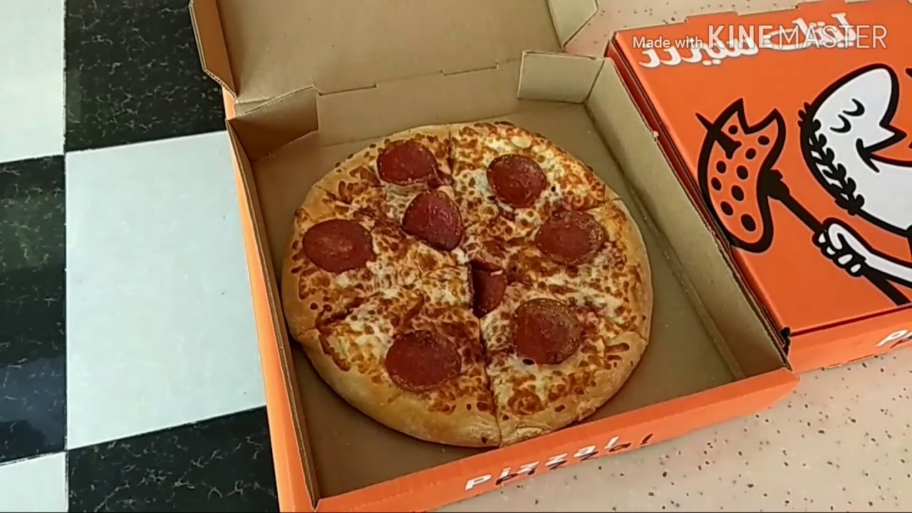 LITTLE CAESAR'S PIZZA REVIEW 🍕 /Saudi Pizza from Riyadh, Saud Arabia | Pizza pizza!|*Tasty*😋🥓|