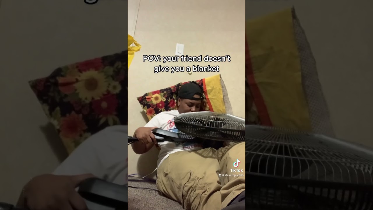 When your friend doesn&rsquo;t give you a blanket 😂😂 #funnyshorts #funnyvideo