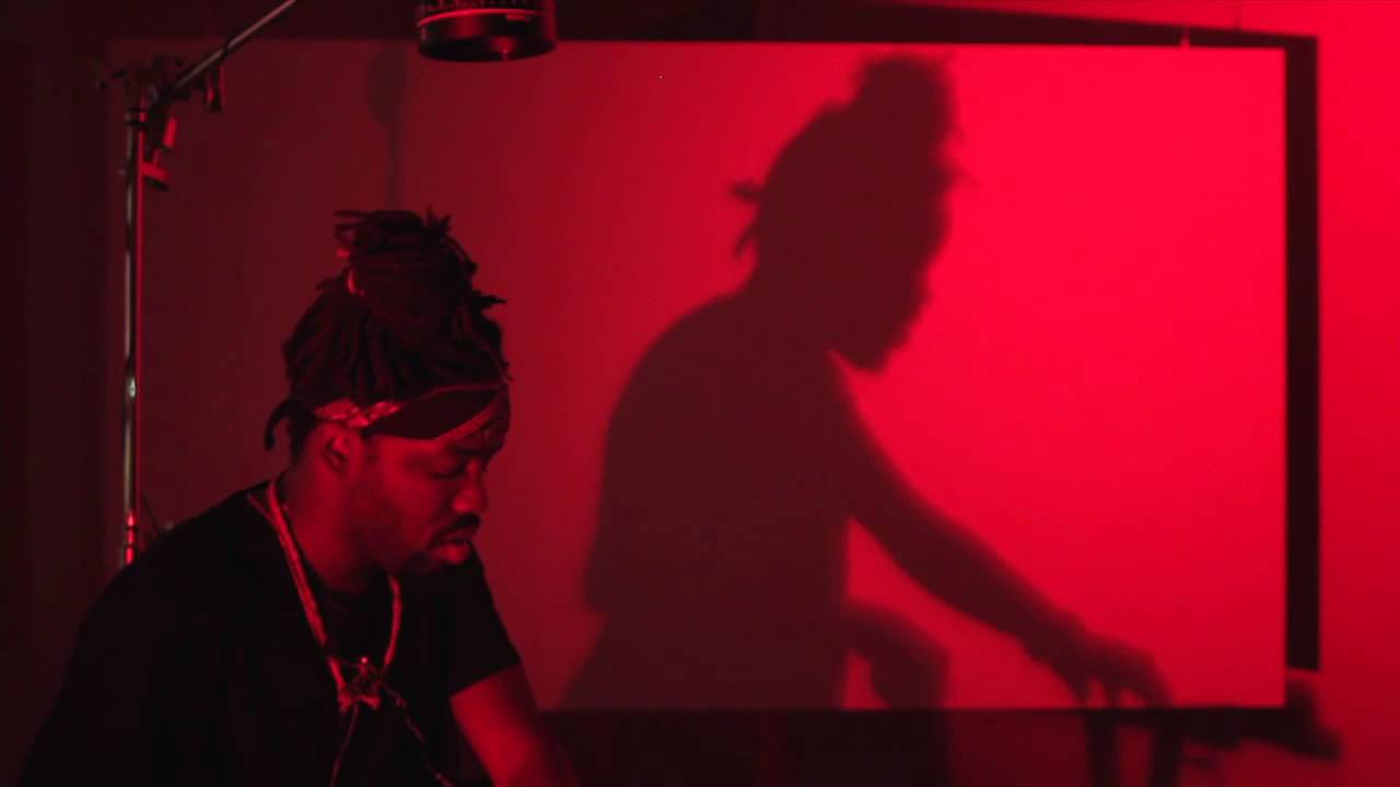 MELO-X -  BEYONCÉ - Drunk in Love Remix [REVOLT Premiere]