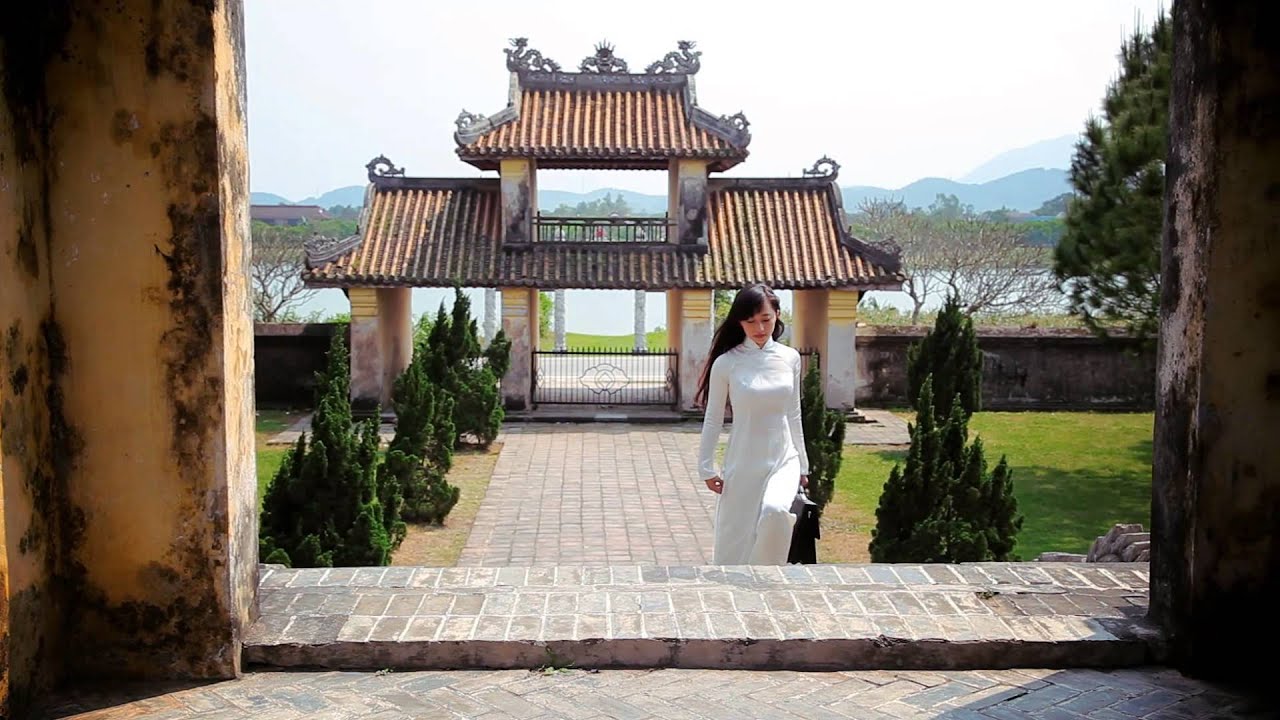 Tập thể: Trường Đại học Y Dược - Đại học Huế