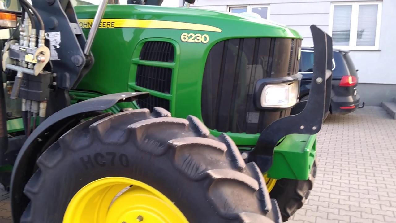 John Deere 6230