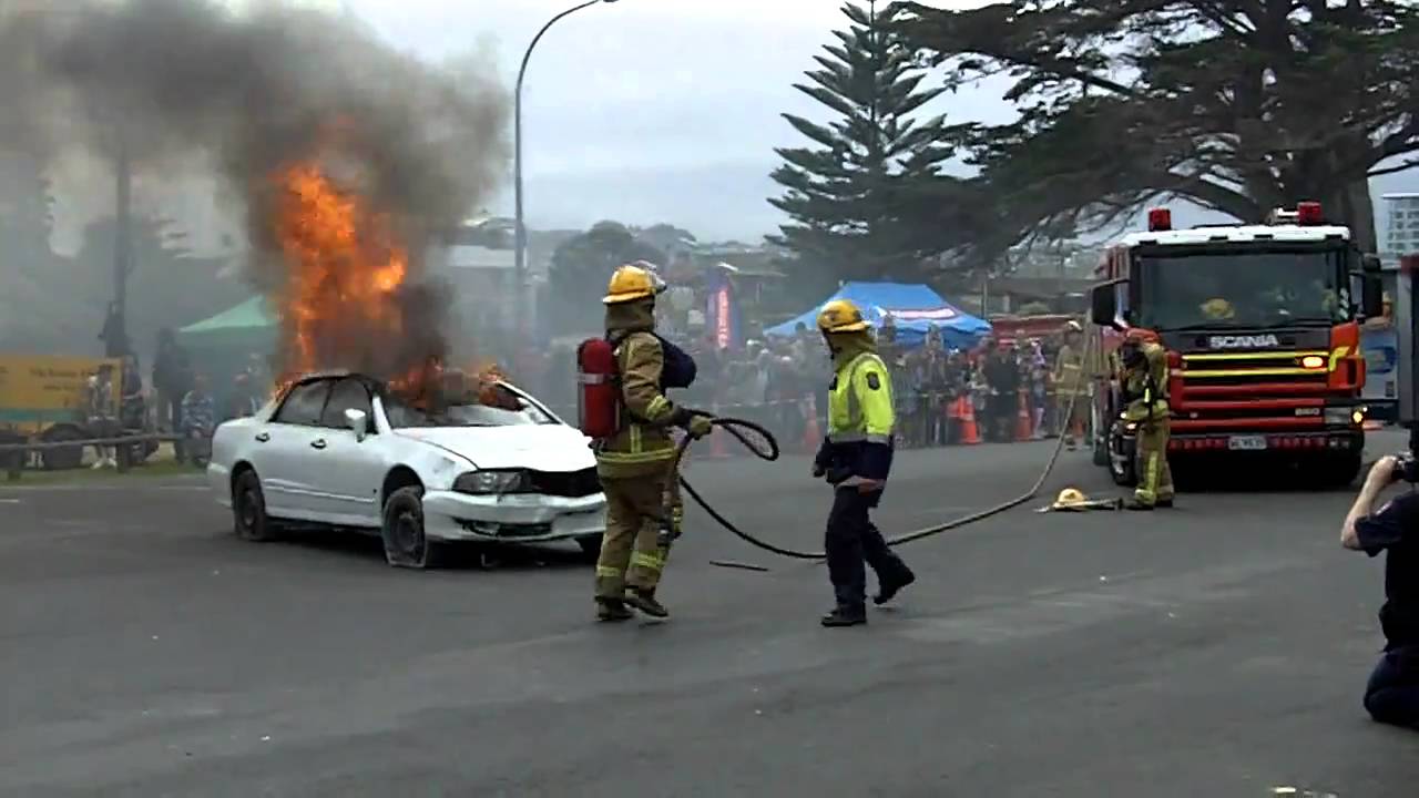 Car Fire - Mitsubishi Diamante, Silverdale Fire Brigade Open Day, Auckland NZ, 30 Oct 2010