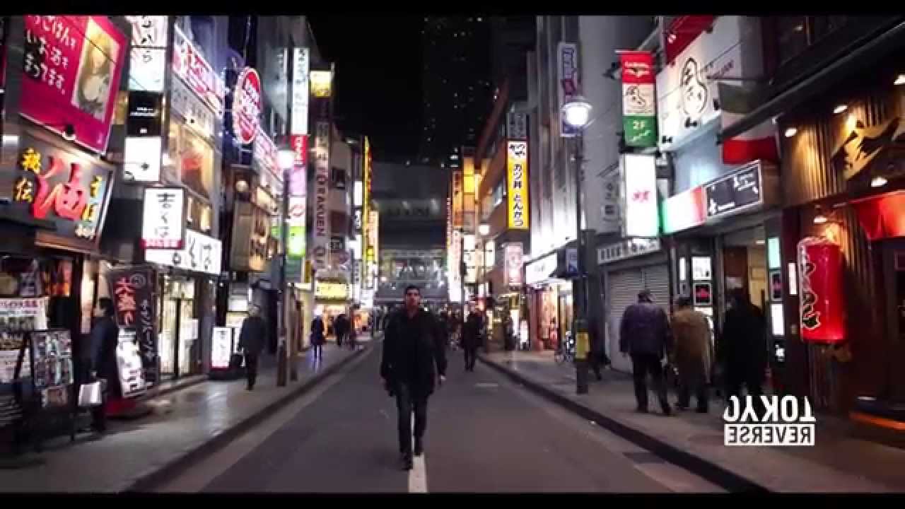 Video of a Man Walking Backwards through Tokyo... Played in Reverse - TOKYO REVERSE - EXTRACTS #02