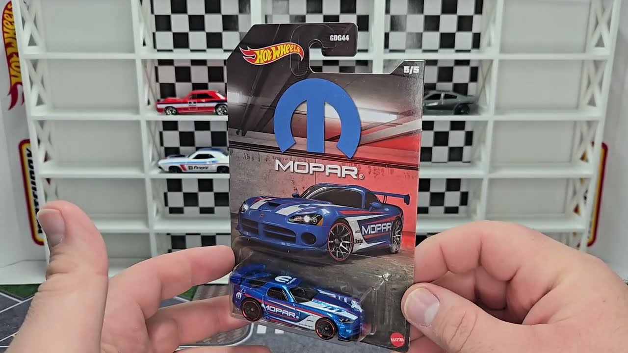 Распаковка: Эксклюзивный набор Hotwheels Mopar от Walmart 2021 года!
