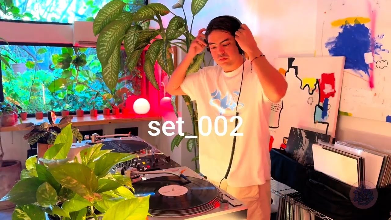 002_Deep Hypnotic House – Vinyl Only DJ Set