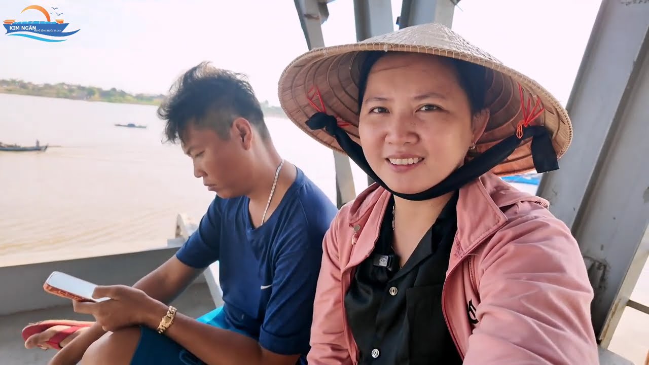 Ngày Đầu Tiên Giao Hàng ,Xe Về Nhiều Nhưng Cảng Cạn Quá ,Không Vào Sát Được