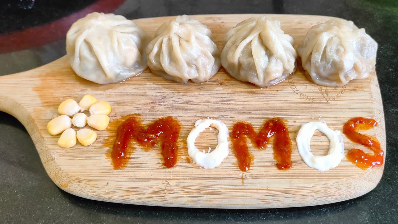 Chicken Corn Momos | Steamed Chicken Momos /Dumpling for kids