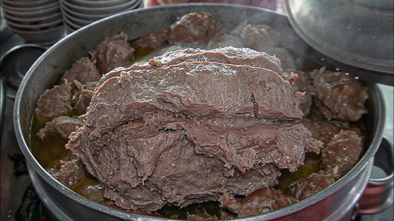 BIKIN KLENGER, BAKSO GEDENE SAK DANDANG BISA HABIS GRATIS GAK USAH BAYAR