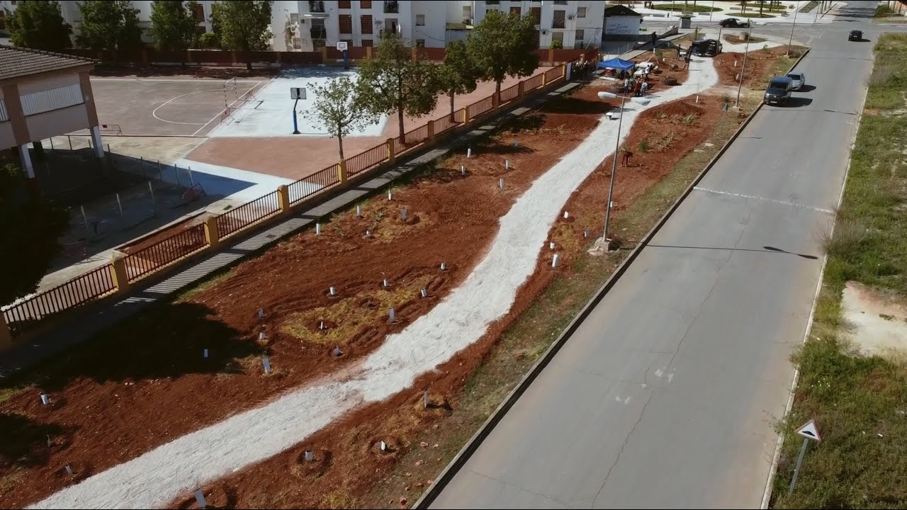 Eugenio y María Rivas (2022). Un jardín de emergencia