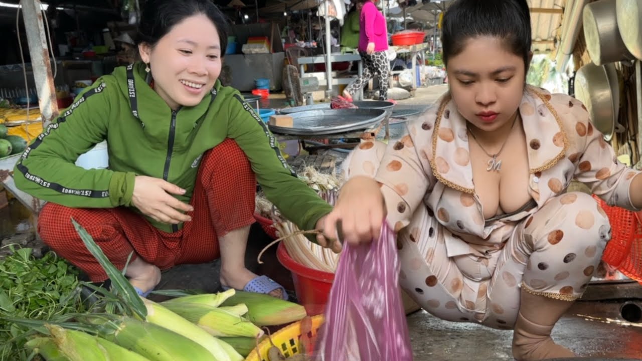 Cô bán cá vui nhộn, chú bán dừa hài hước chợ cá hôm nay đông vui náo nhiệt hơn mọi ngày