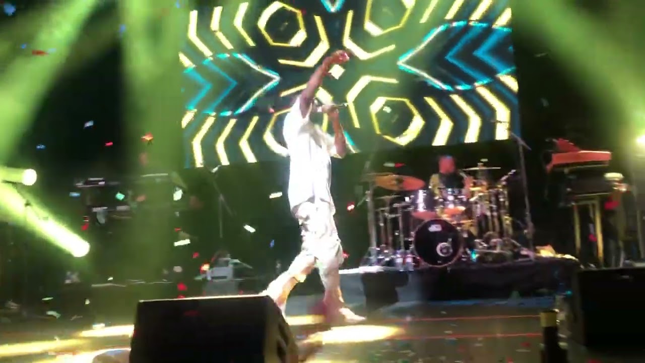 “Sapés comme jamais” By Gims Live O2 Arena London
