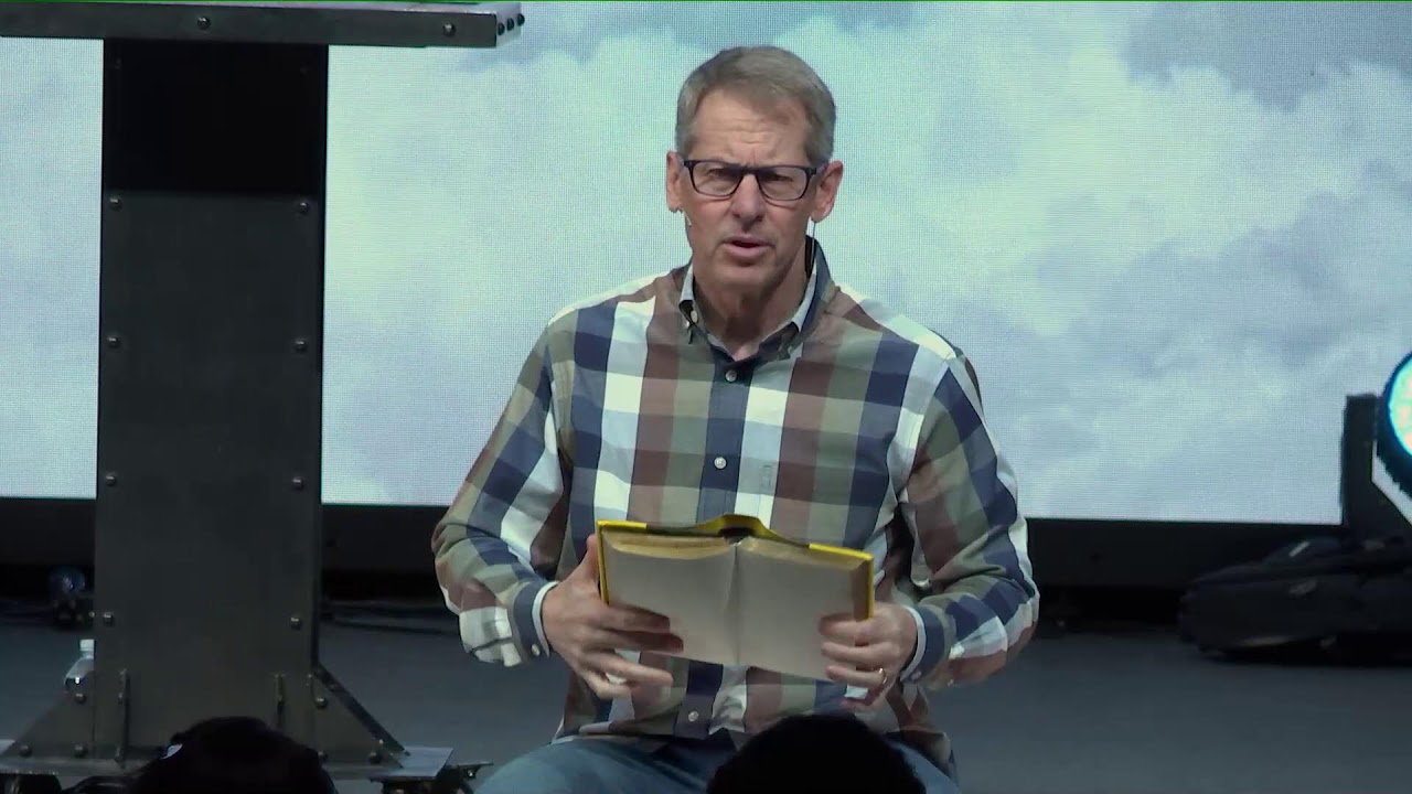 9:15am Service